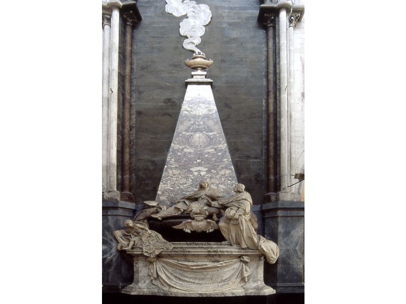 Le mausolée des deux archevêques par Michel-Ange Slodtz XVIIIe s.